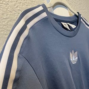 Adidas embroidered logo tee